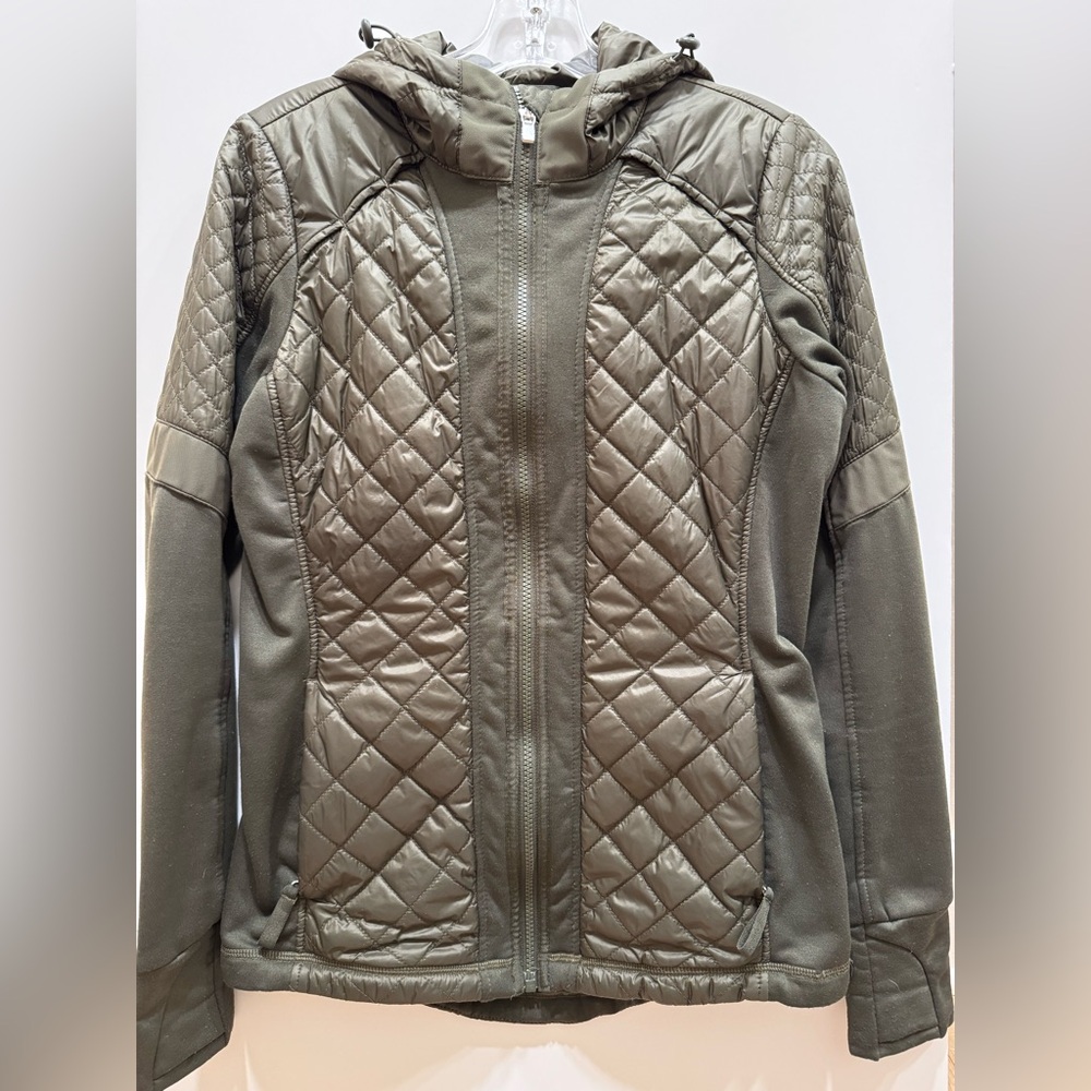 Athleta Rock Springs Quilted Hooded Jacket in Army Green Women’s Small